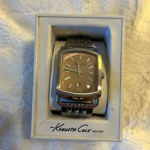 Kenneth Cole’s men’s watch style number 3934